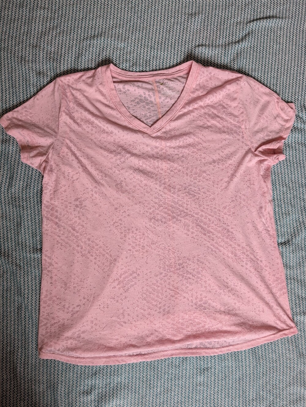 tek gear Light Pink V-Neck Short Sleeve Tee